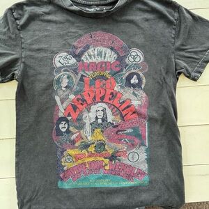 Abercrombie & Fitch Gray Graphic Tee